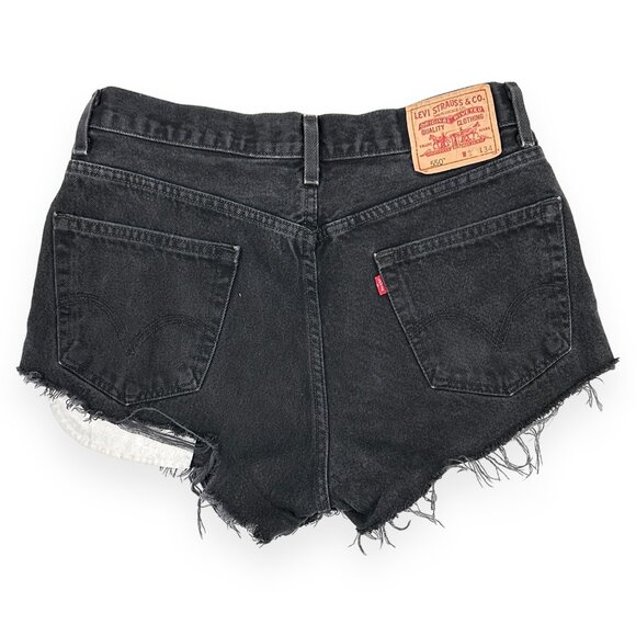 Vintage Levi's Levis 550 Relaxed Fit Black Frayed Raw Hem Denim Jean Shorts - Picture 2 of 6